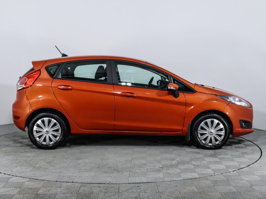 Ford Fiesta 1.0 , 2018 фото 4