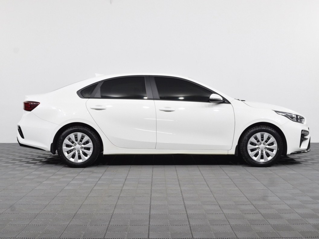Kia Cerato Prestige 1.6 АКПП, 2020 фото 4