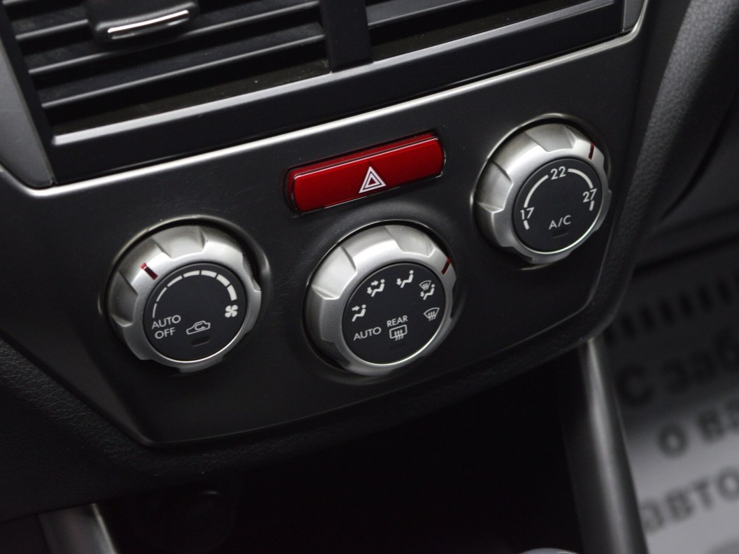 Subaru Forester 2V 2.0 АКПП, 2011 фото 18