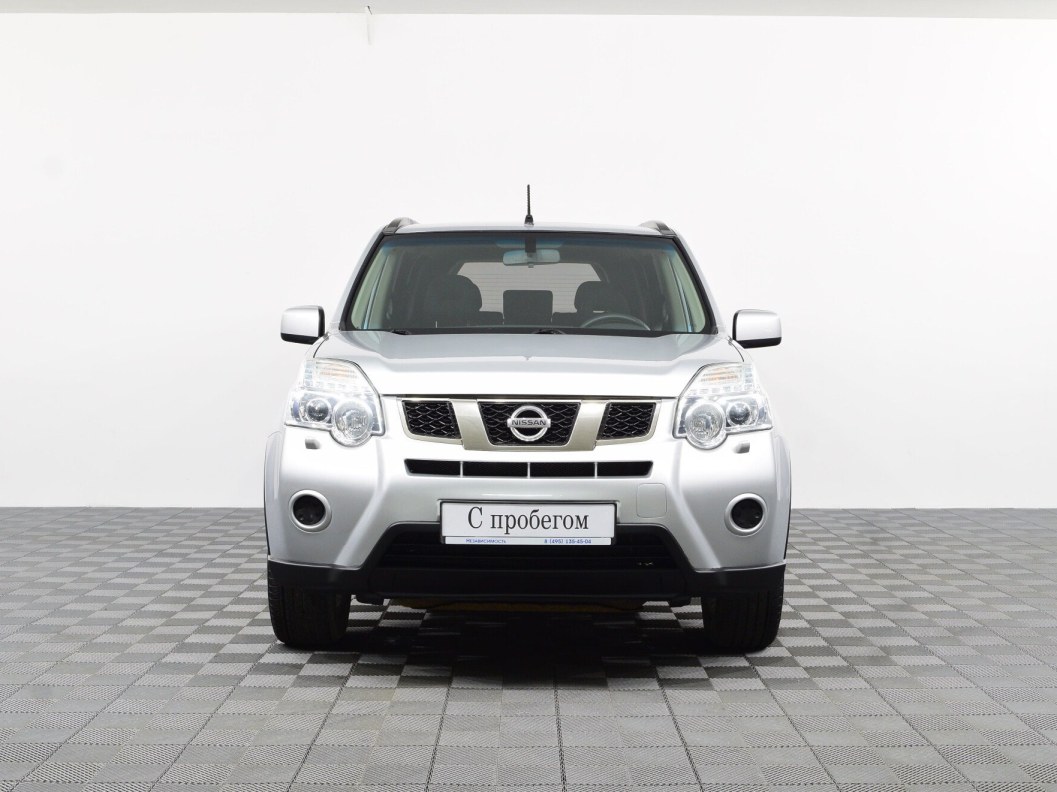 Nissan X-Trail 2.0 МКПП, 2011 фото 2