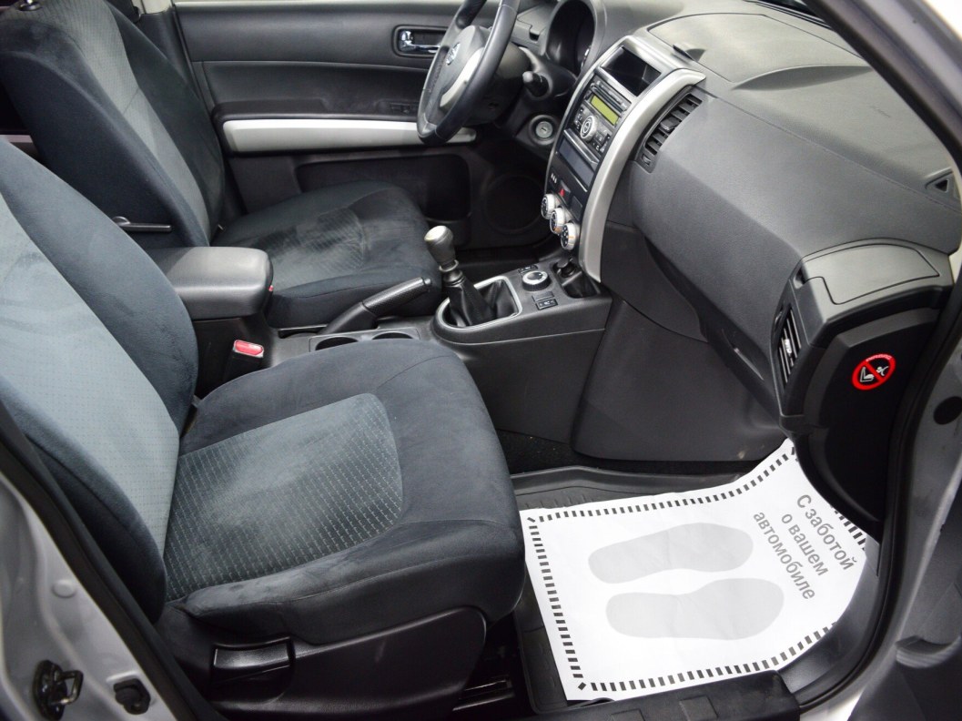 Nissan X-Trail 2.0 МКПП, 2011 фото 11