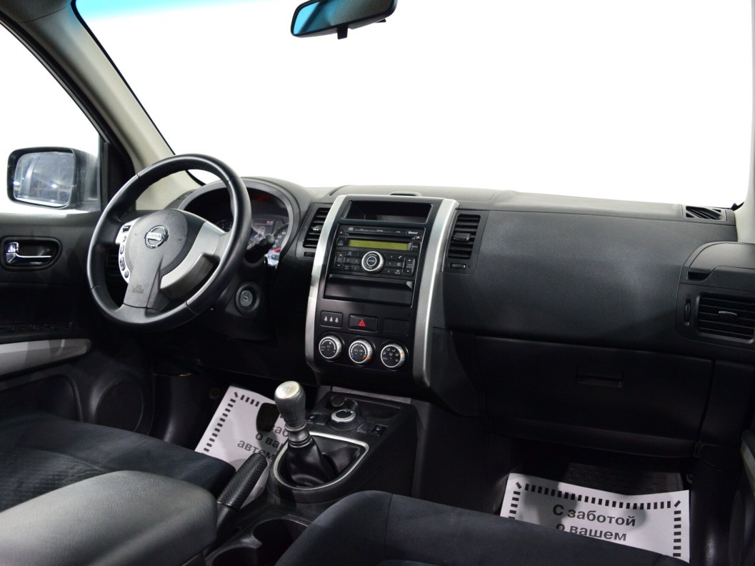 Nissan X-Trail 2.0 МКПП, 2011 фото 20