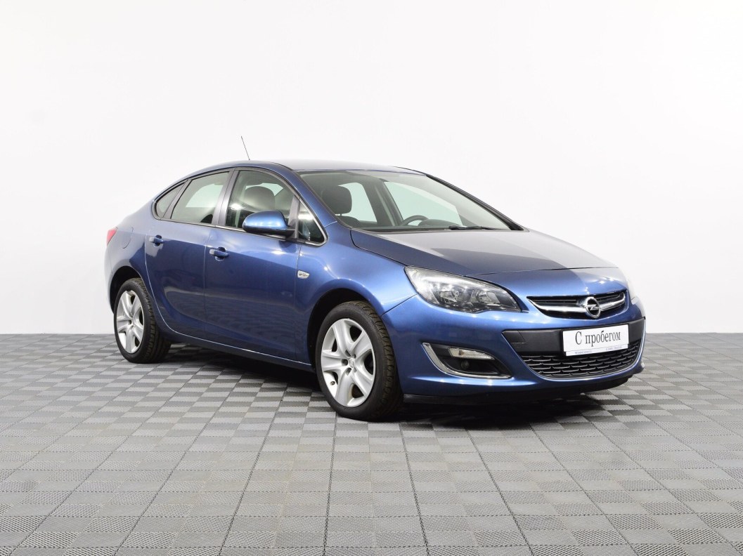 Opel Astra Cosmo 1.6 АКПП, 2013 фото 1