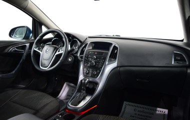 Opel Astra Cosmo 1.6 АКПП, 2013 превью 19