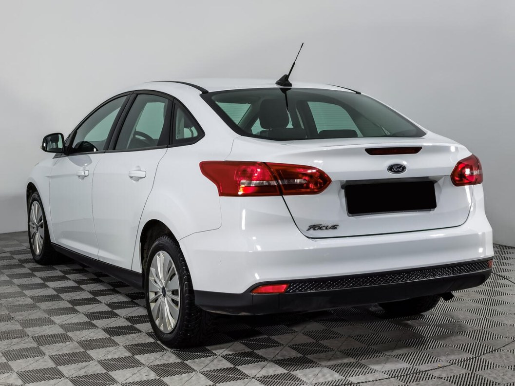 Ford Focus 1.0 АКПП, 2018 фото 8