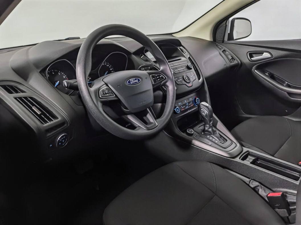 Ford Focus 1.0 АКПП, 2018 фото 9