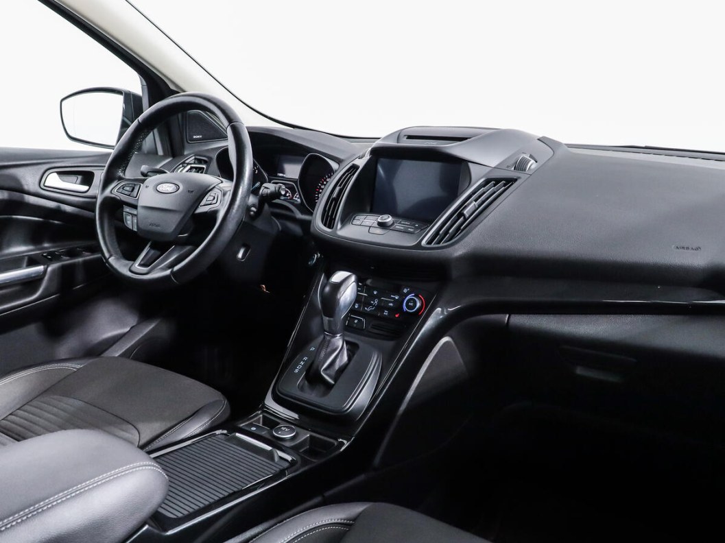 Ford Kuga Titanium 1.5 АКПП, 2019 фото 11