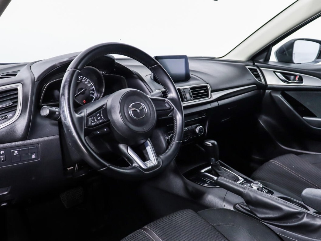 Mazda 3 Active+ 1.5 АКПП, 2017 фото 9