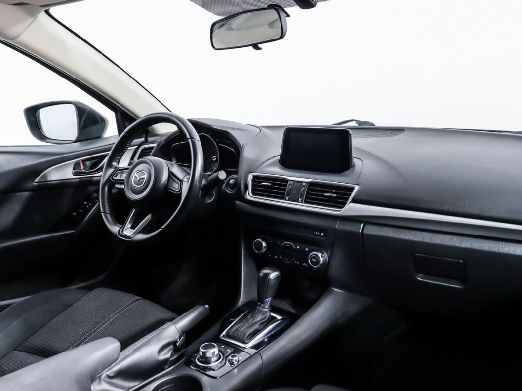 Mazda 3 Active+ 1.5 АКПП, 2017 фото 11