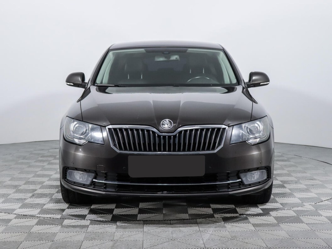 Skoda Superb Elegance 2.0 DSG, 2015 фото 2