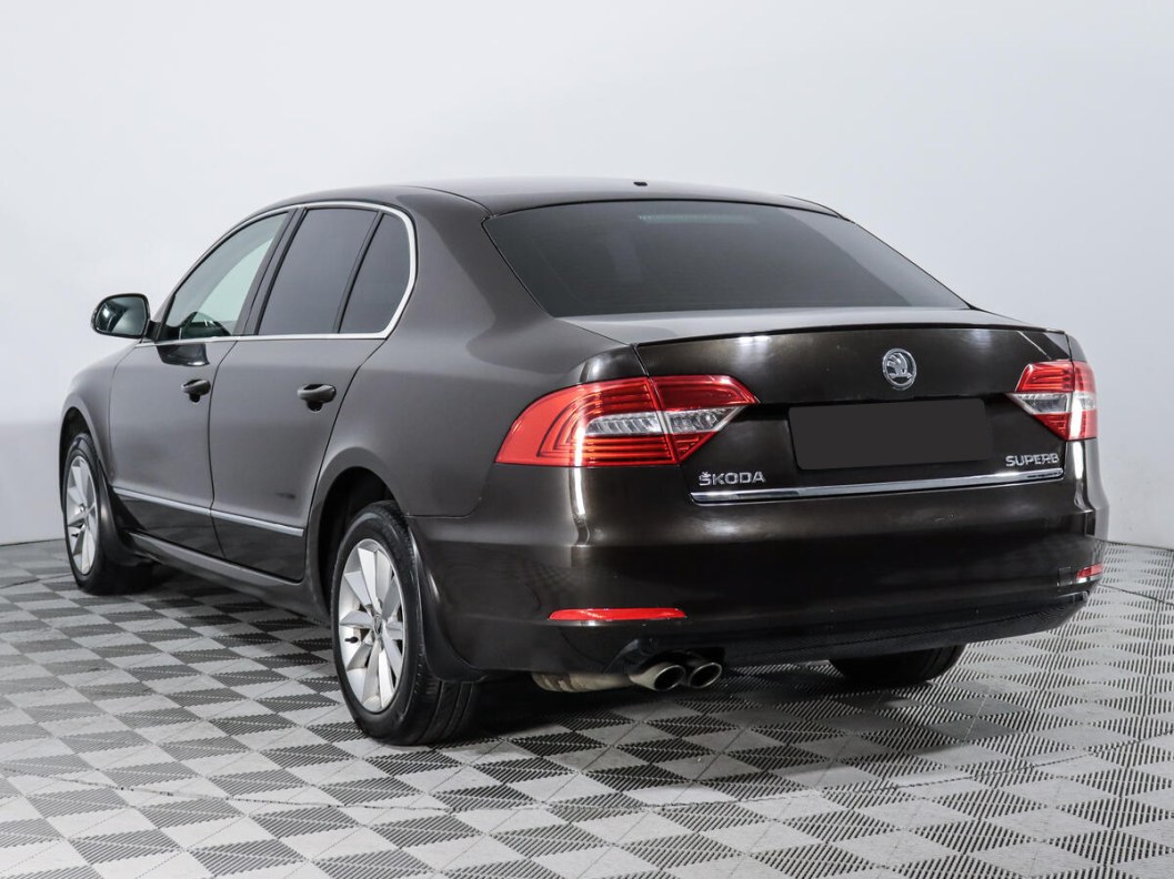 Skoda Superb Elegance 2.0 DSG, 2015 фото 8