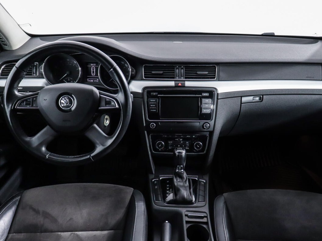 Skoda Superb Elegance 2.0 DSG, 2015 фото 10