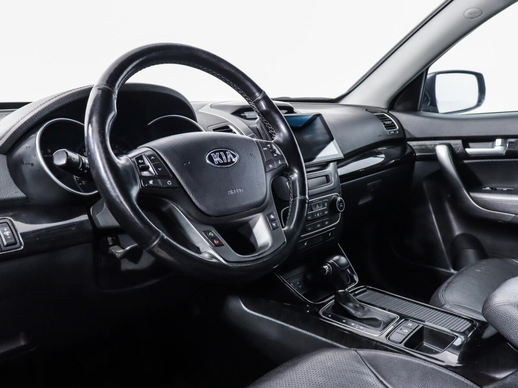 Kia Sorento Luxe 2.4 АКПП, 2015 фото 9