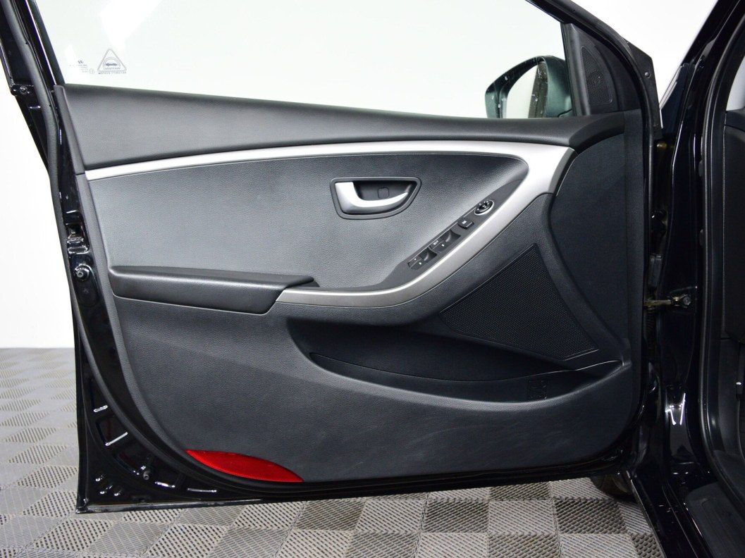 Hyundai i30 Comfort 1.6 АКПП, 2012 фото 14