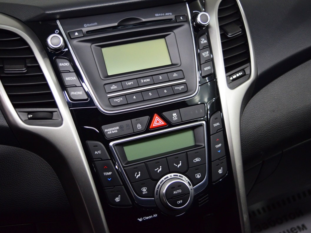 Hyundai i30 Comfort 1.6 АКПП, 2012 фото 17