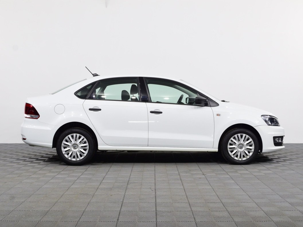Volkswagen Polo Comfortline 1.6 АКПП, 2019 фото 4