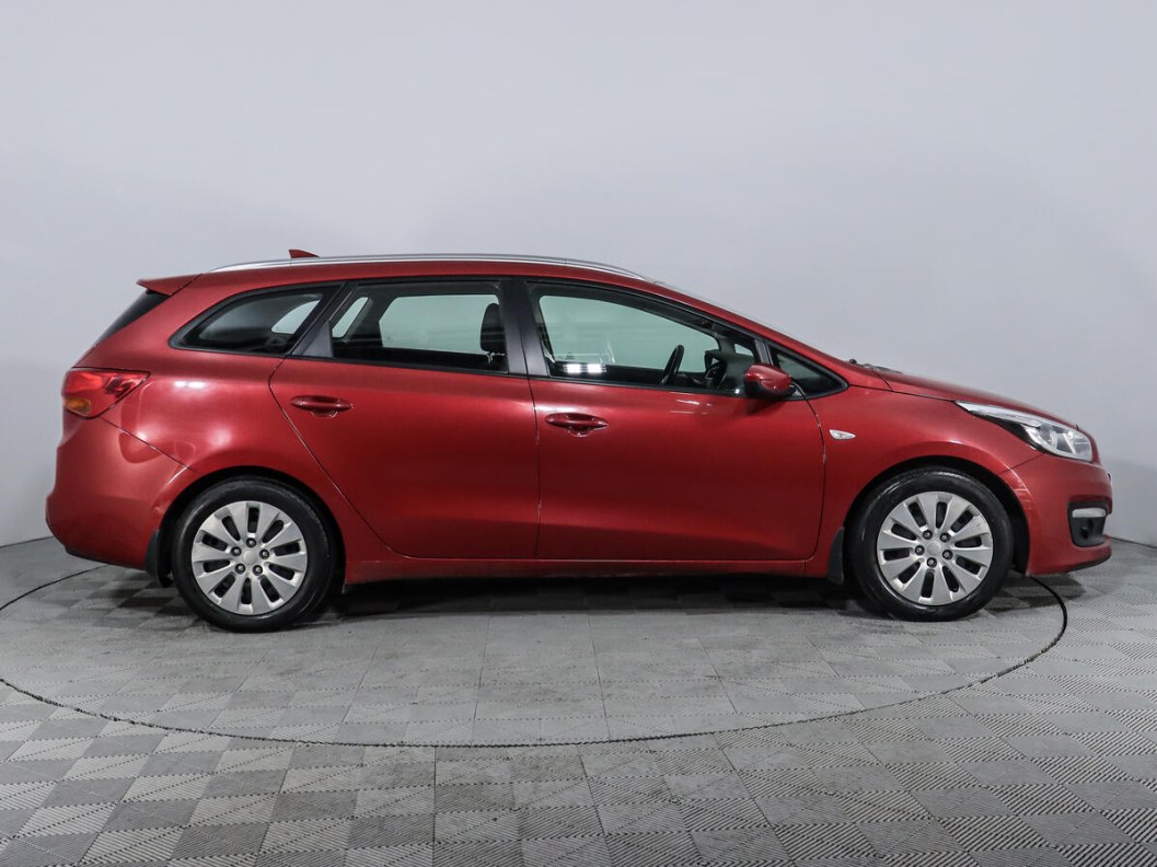 Kia Ceed Comfort 1.6 МКПП, 2017 фото 4