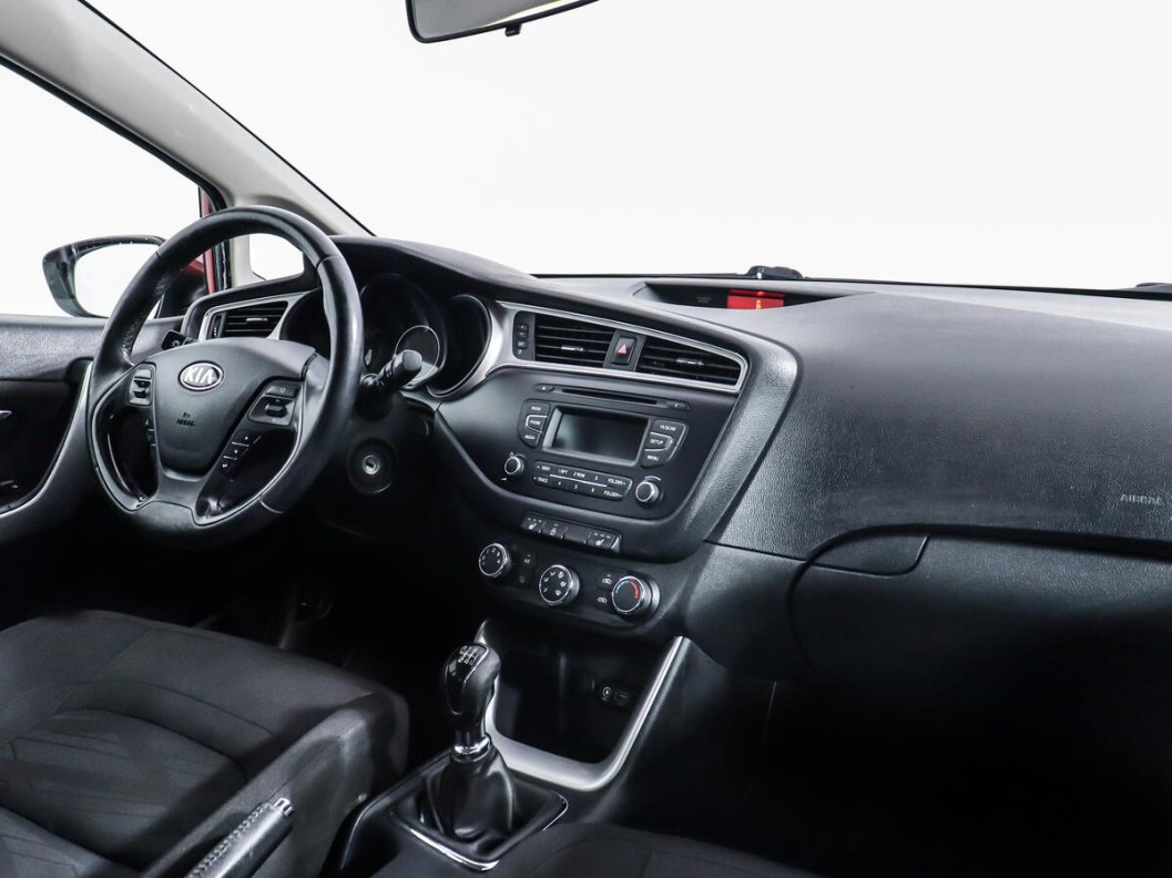Kia Ceed Comfort 1.6 МКПП, 2017 фото 11