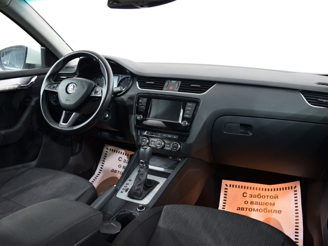 Skoda Octavia Ambition 1.8 DSG, 2015 фото 18