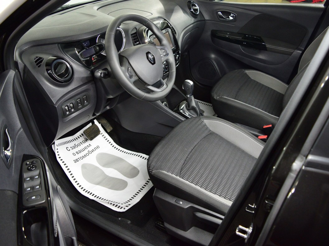Renault Kaptur Style 2.0 АКПП, 2020 фото 9