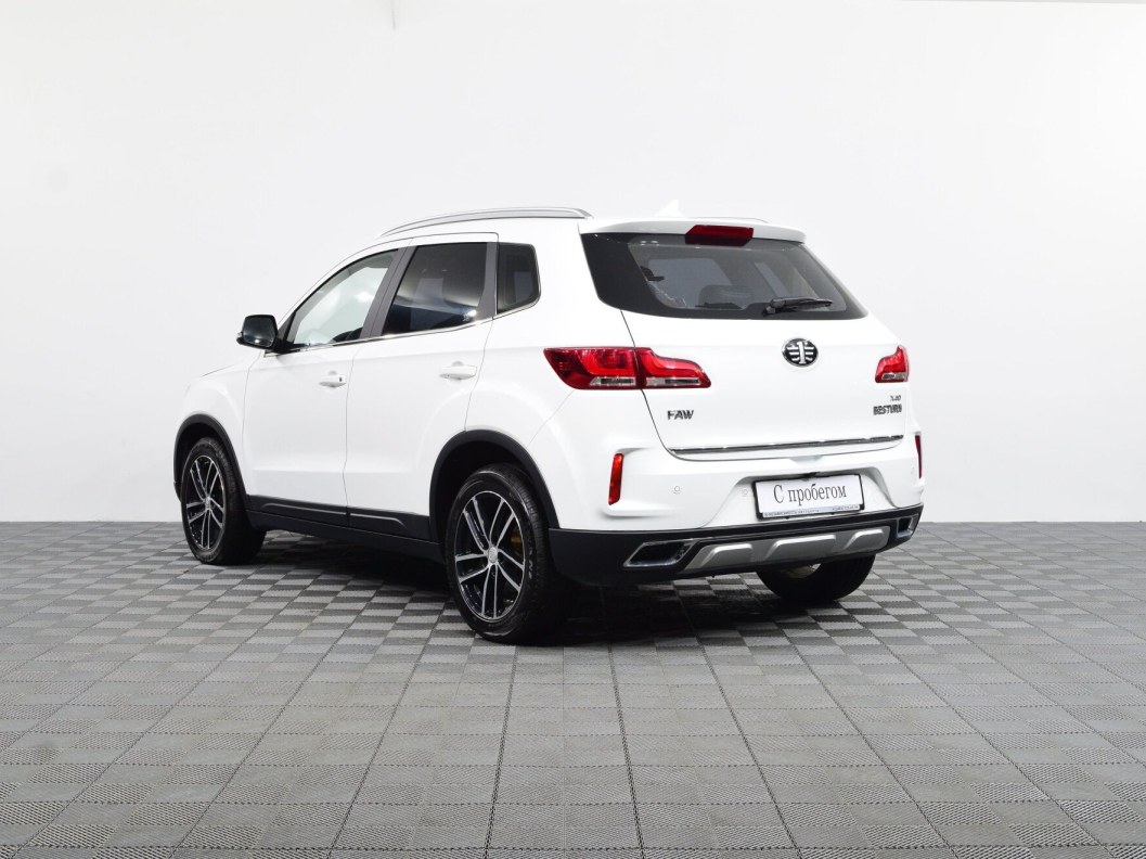 FAW Besturn X40 Luxury 1.6 АКПП, 2020 фото 7