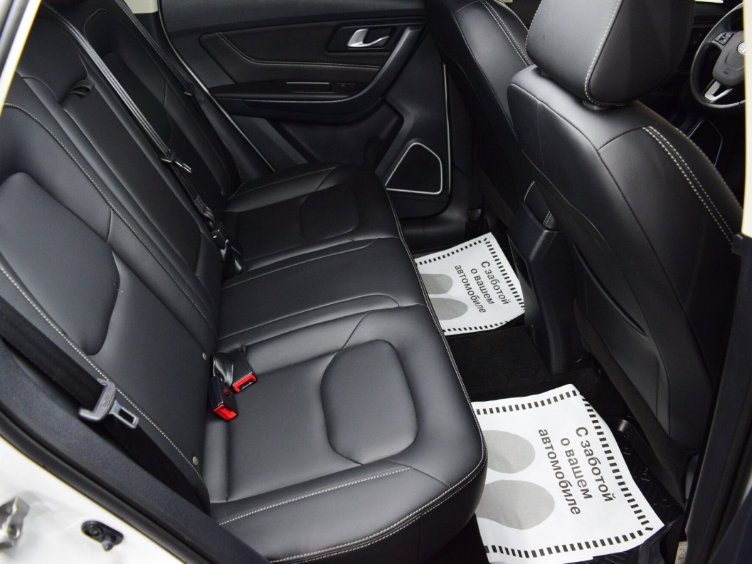 FAW Besturn X40 Luxury 1.6 АКПП, 2020 фото 11