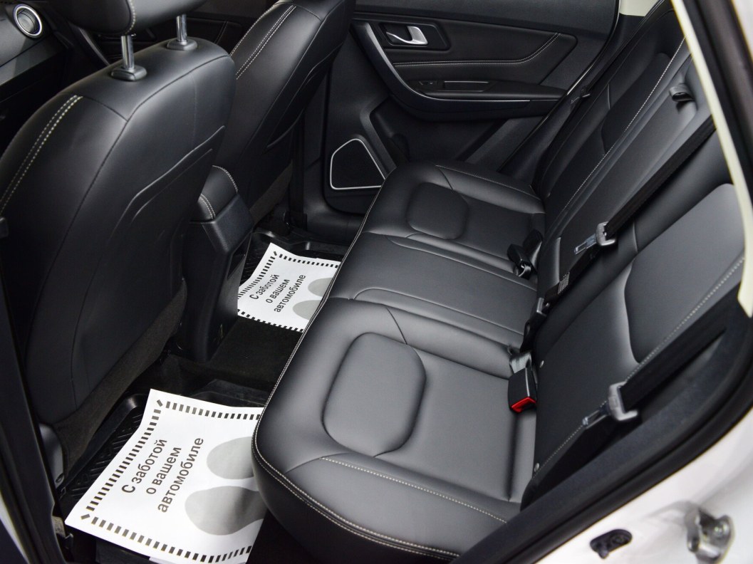 FAW Besturn X40 Luxury 1.6 АКПП, 2020 фото 12