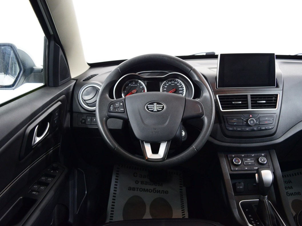 FAW Besturn X40 Luxury 1.6 АКПП, 2020 фото 14