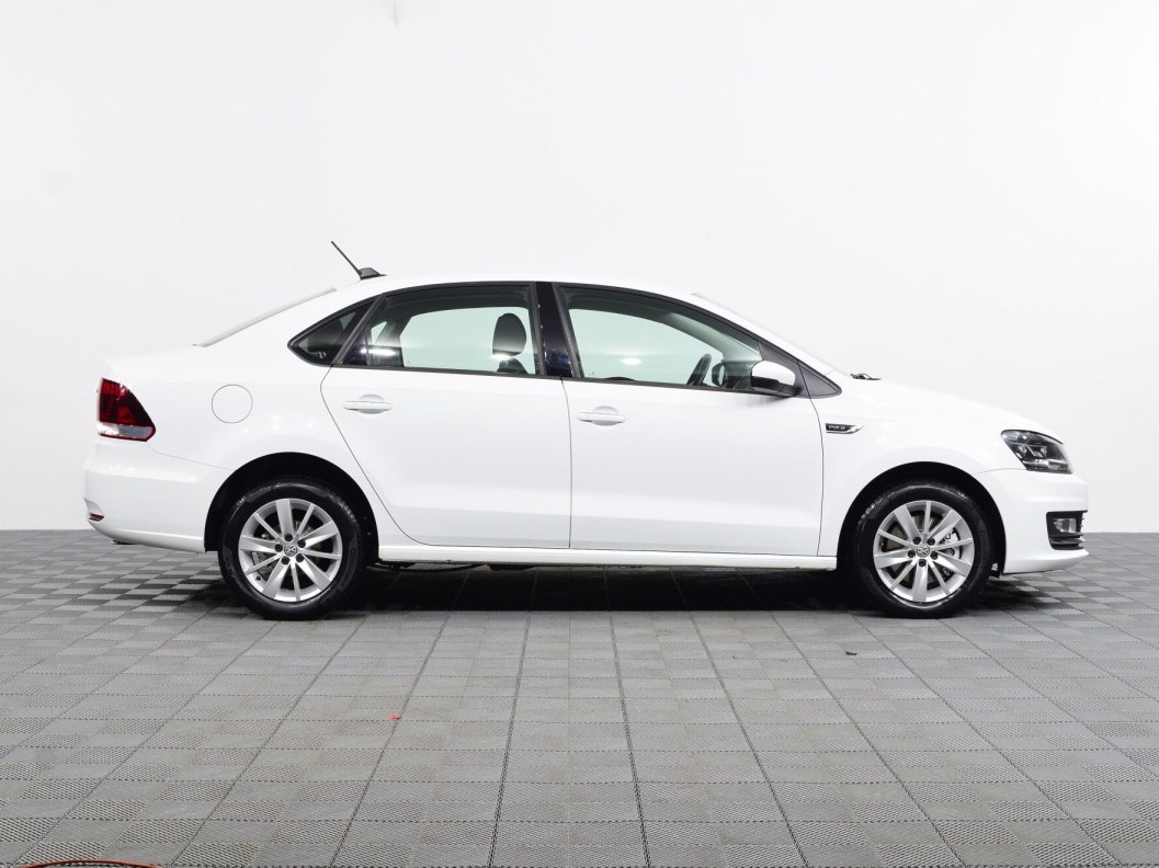 Volkswagen Polo Comfortline 1.6 АКПП, 2018 фото 4