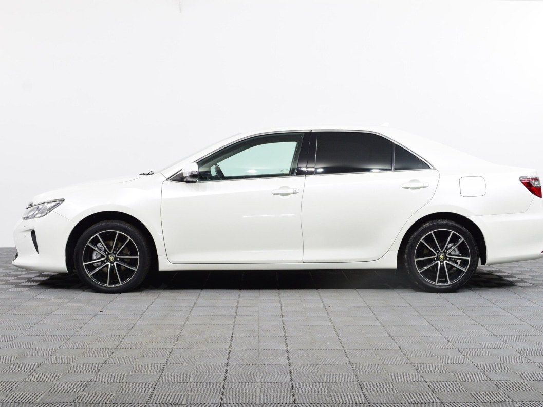 Toyota Camry Элеганс Плюс 2.5 АКПП, 2017 фото 5
