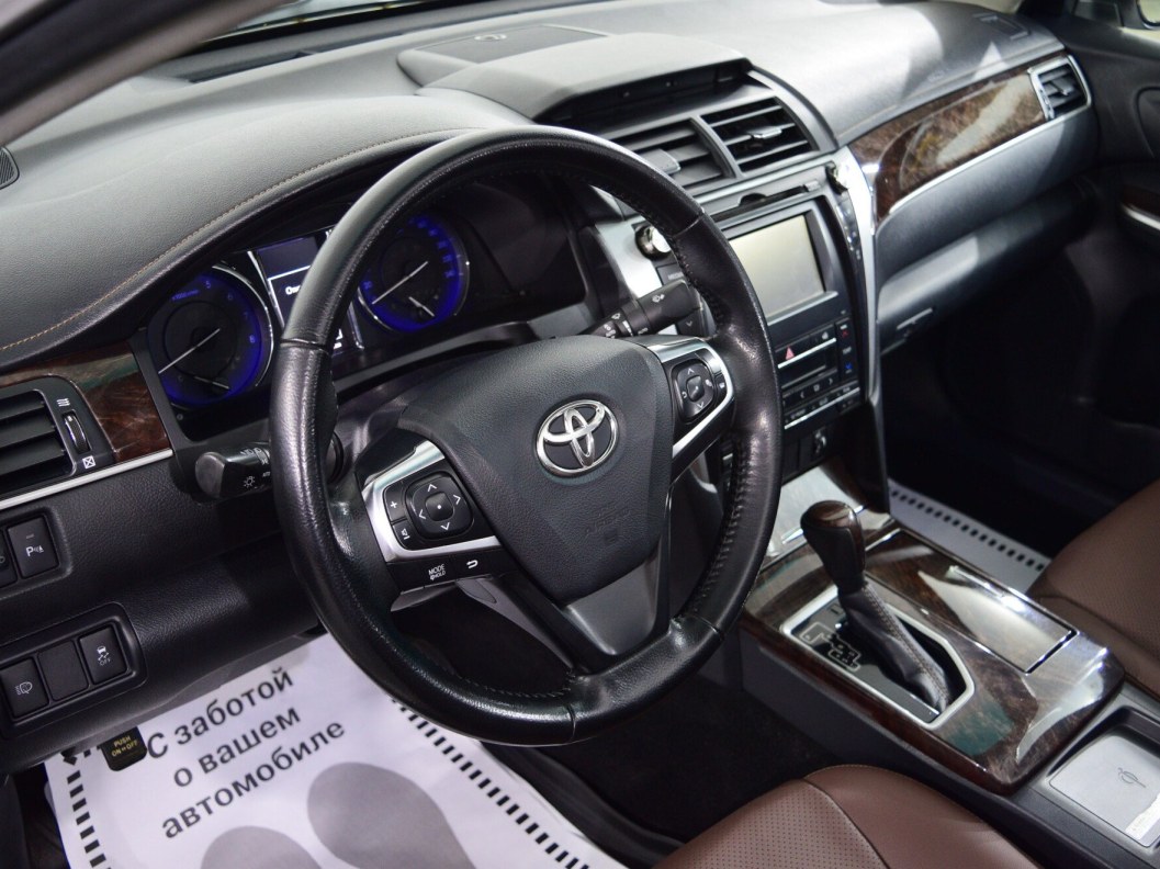 Toyota Camry Элеганс Плюс 2.5 АКПП, 2017 фото 15