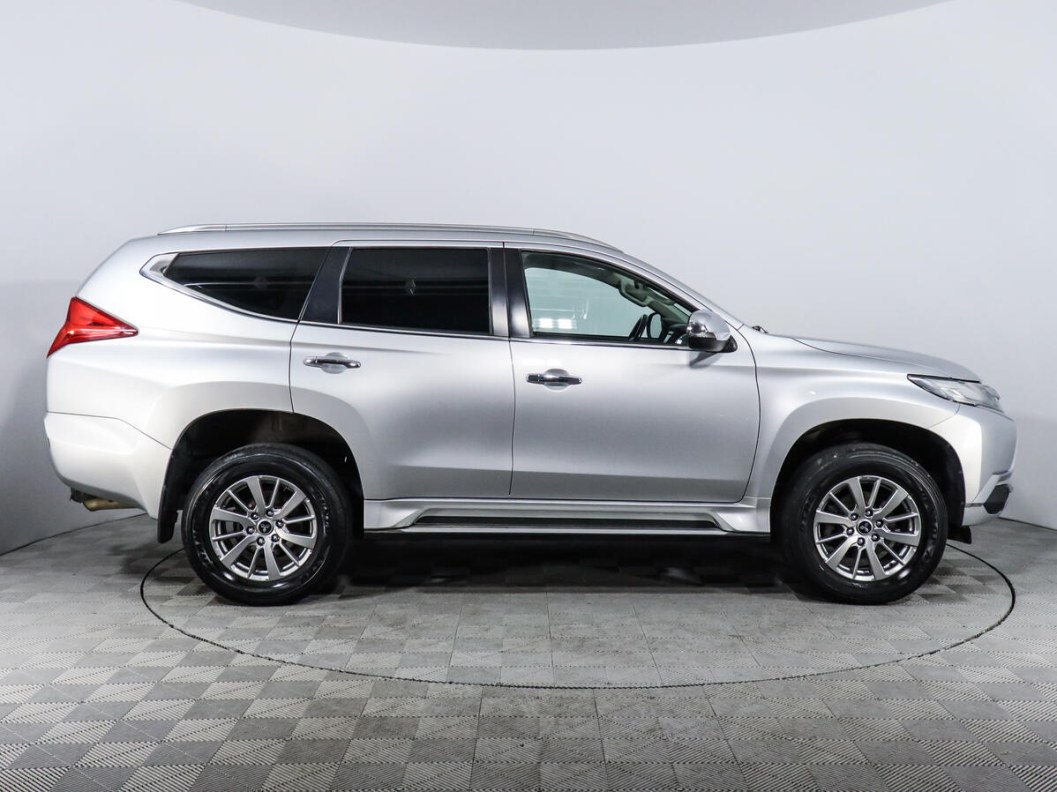 Mitsubishi Pajero Sport Instyle S88 3.0 АКПП, 2019 фото 4