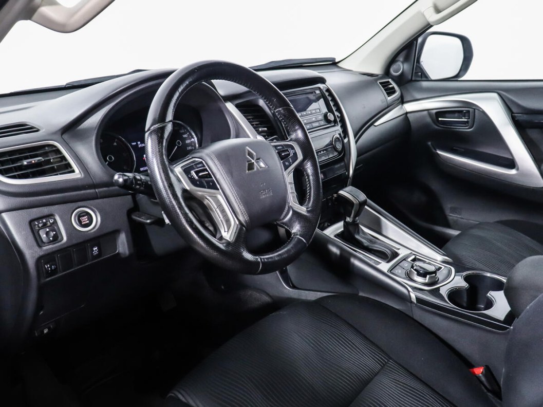 Mitsubishi Pajero Sport Instyle S88 3.0 АКПП, 2019 фото 9