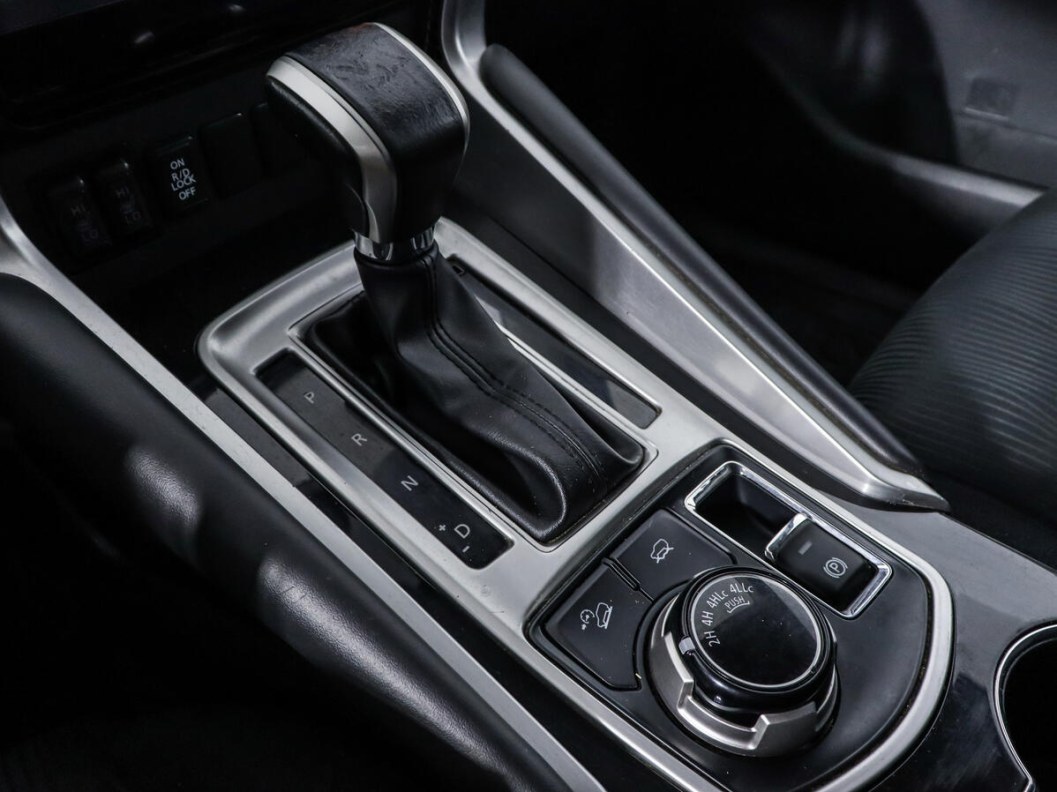 Mitsubishi Pajero Sport Instyle S88 3.0 АКПП, 2019 фото 16