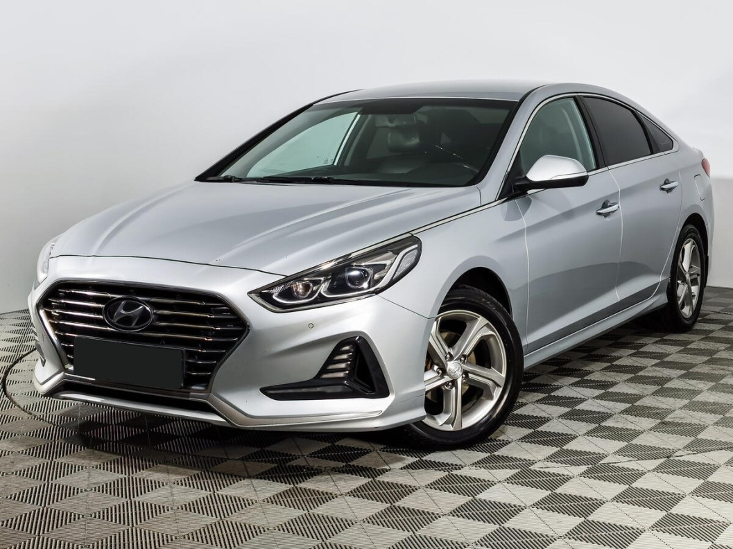 Hyundai Sonata Lifestyle 2.0 АКПП, 2019 фото 3