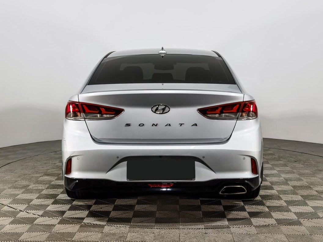 Hyundai Sonata Lifestyle 2.0 АКПП, 2019 фото 5