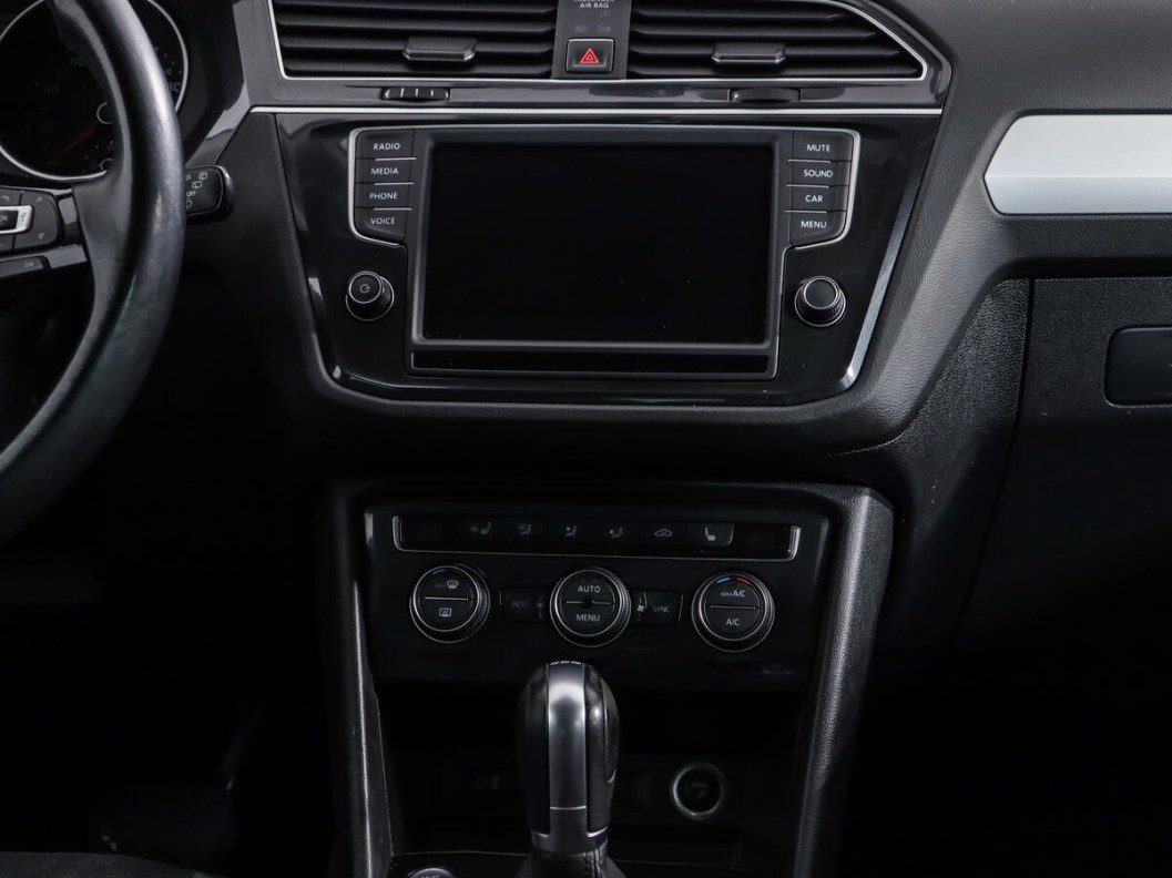 Volkswagen Tiguan Comfortline 1.4 DSG, 2018 фото 10