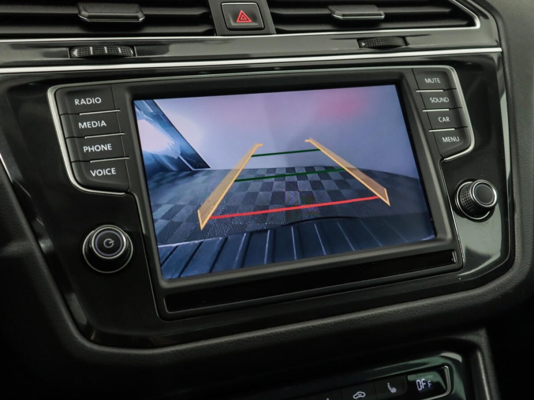 Volkswagen Tiguan Comfortline 1.4 DSG, 2018 фото 11