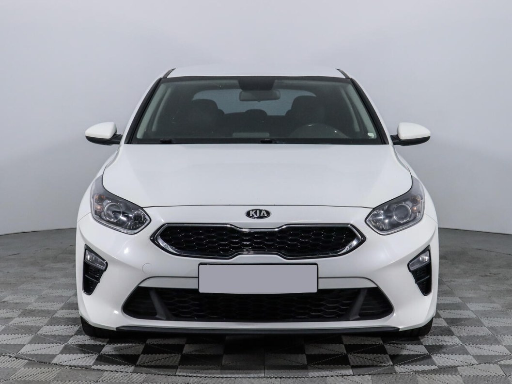 Kia Ceed Luxe 1.6 АКПП, 2019 фото 2