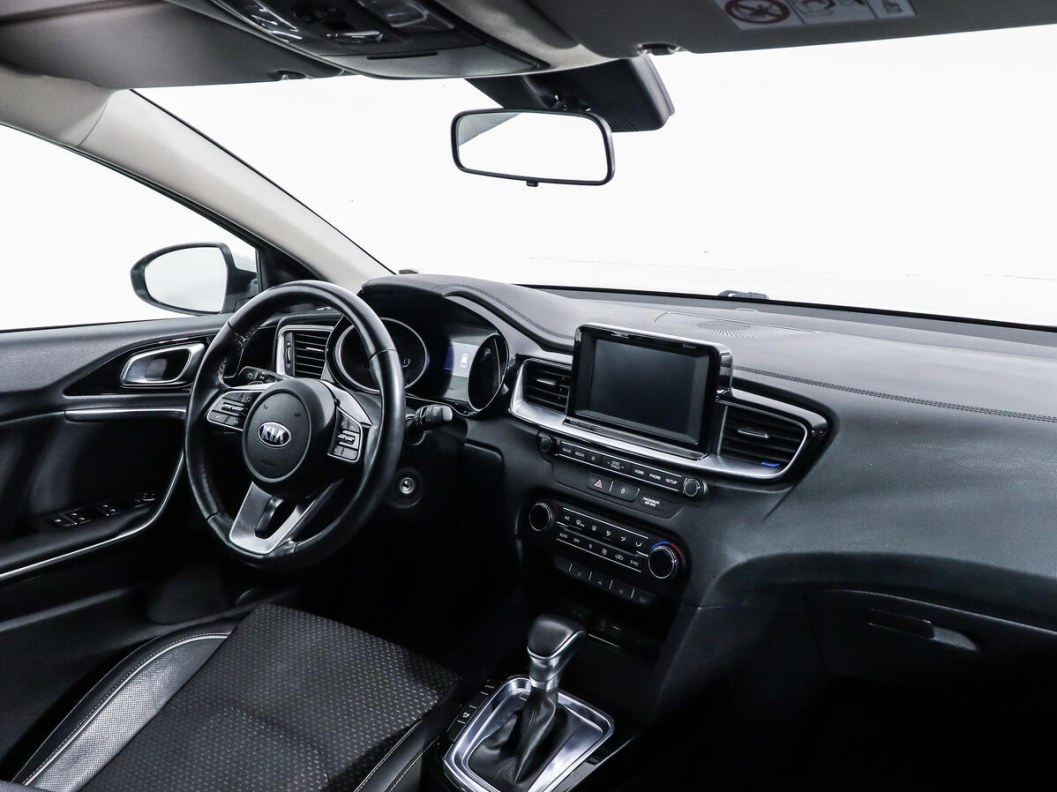Kia Ceed Luxe 1.6 АКПП, 2019 фото 11
