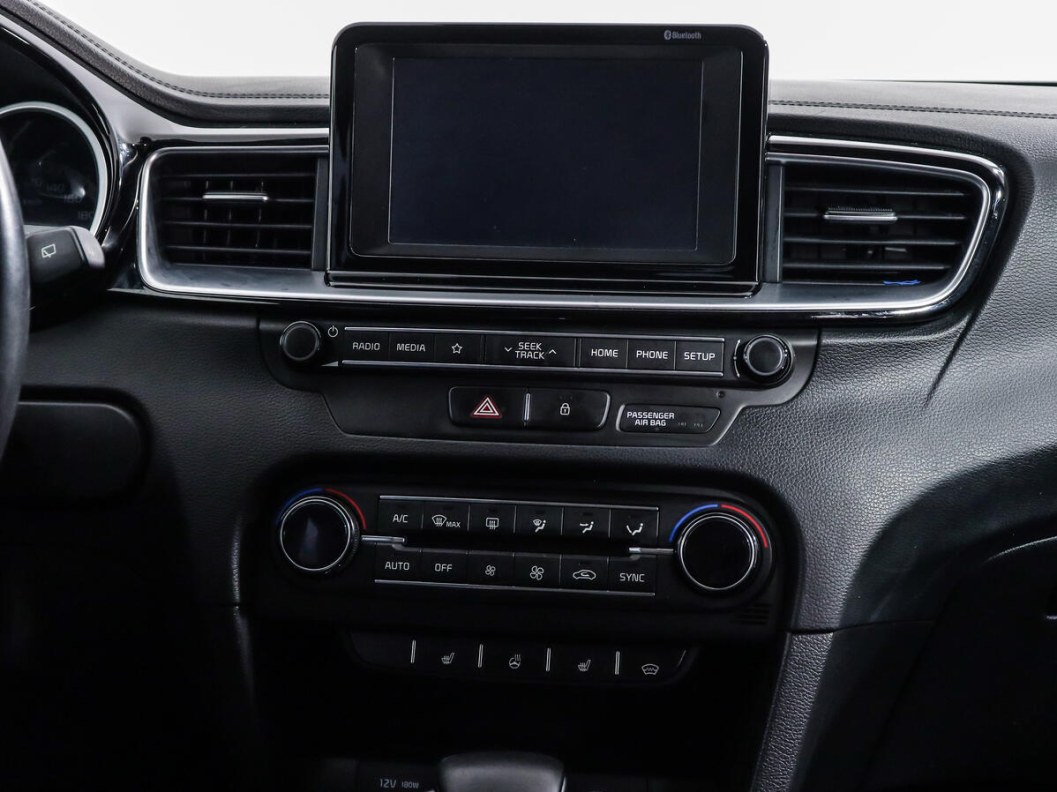 Kia Ceed Luxe 1.6 АКПП, 2019 фото 13