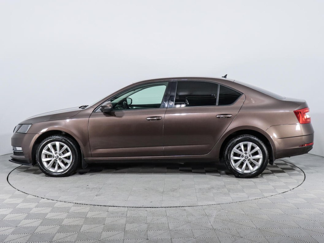 Skoda Octavia Style 1.4 DSG, 2019 фото 5