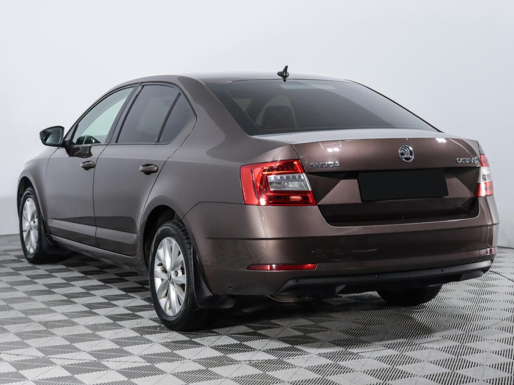 Skoda Octavia Style 1.4 DSG, 2019 фото 8