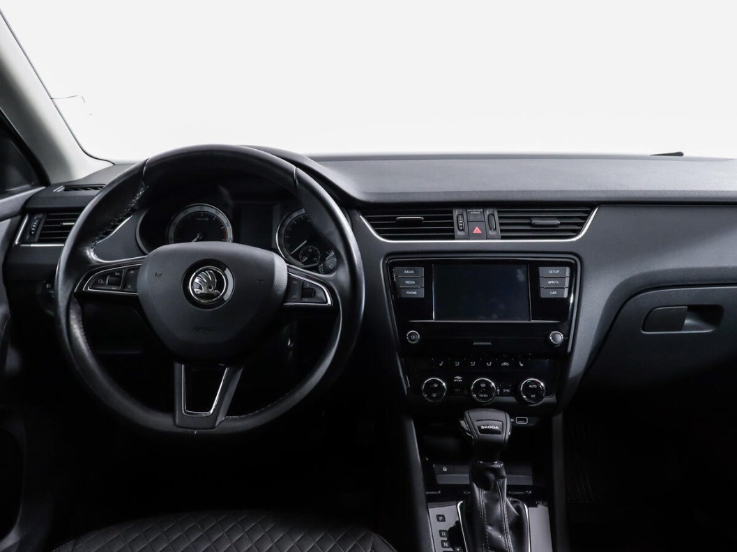 Skoda Octavia Style 1.4 DSG, 2019 фото 10
