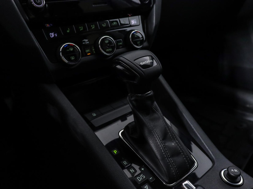 Skoda Octavia Style 1.4 DSG, 2019 фото 16