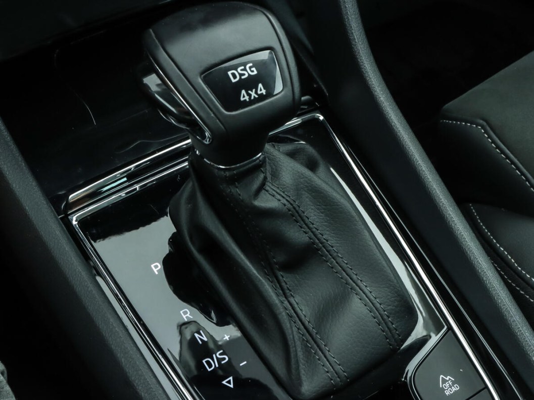 Skoda Karoq 2.0 DSG, 2018 фото 15