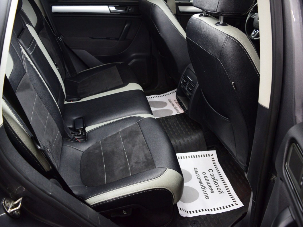 Volkswagen Touareg V6 TDI 3.0 , 2011 фото 12