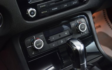 Volkswagen Touareg V6 TDI 3.0 , 2011 превью 17