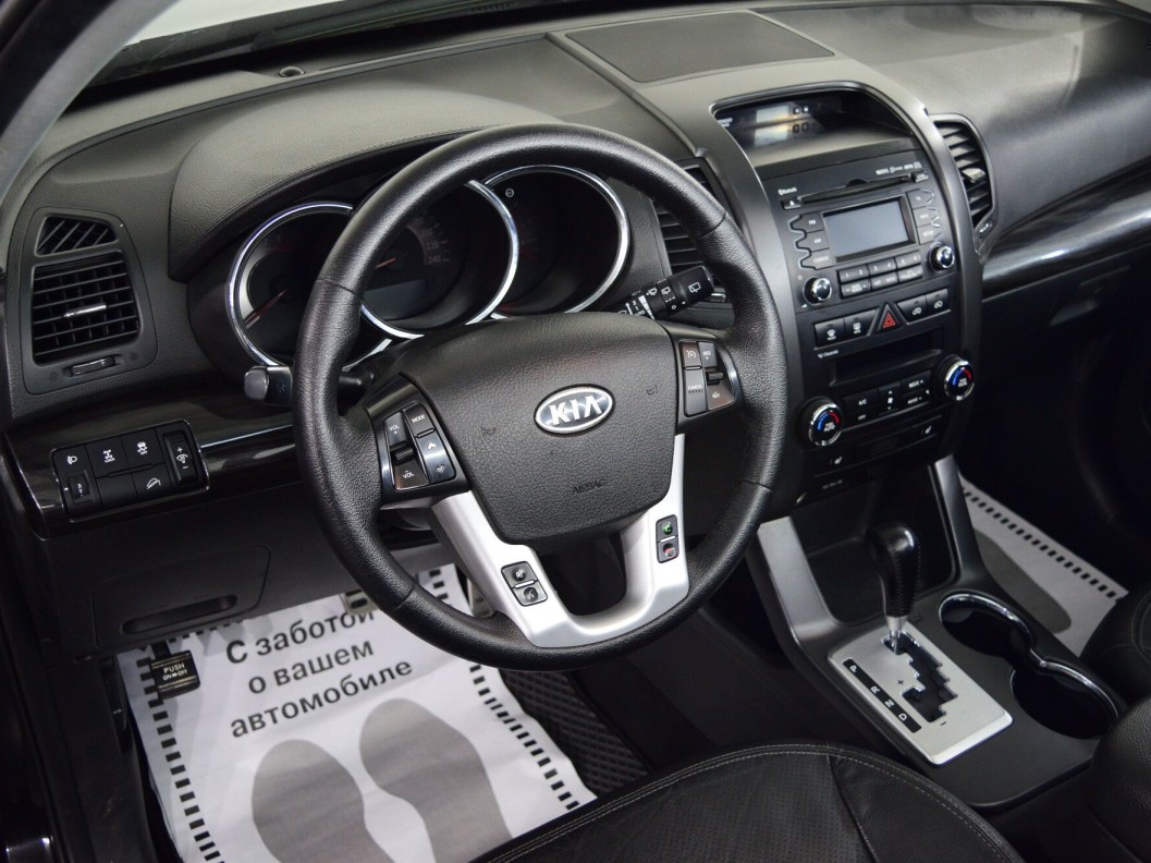 Kia Sorento Comfort 2.4 АКПП, 2011 фото 15