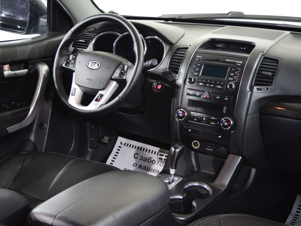 Kia Sorento Comfort 2.4 АКПП, 2011 фото 19
